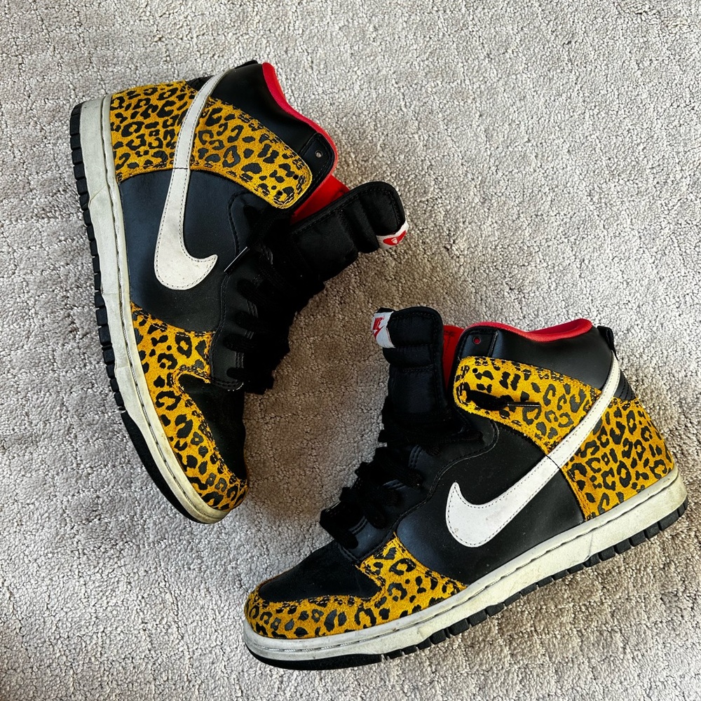 Nike Black and Yellow Leopard Print Sneakers